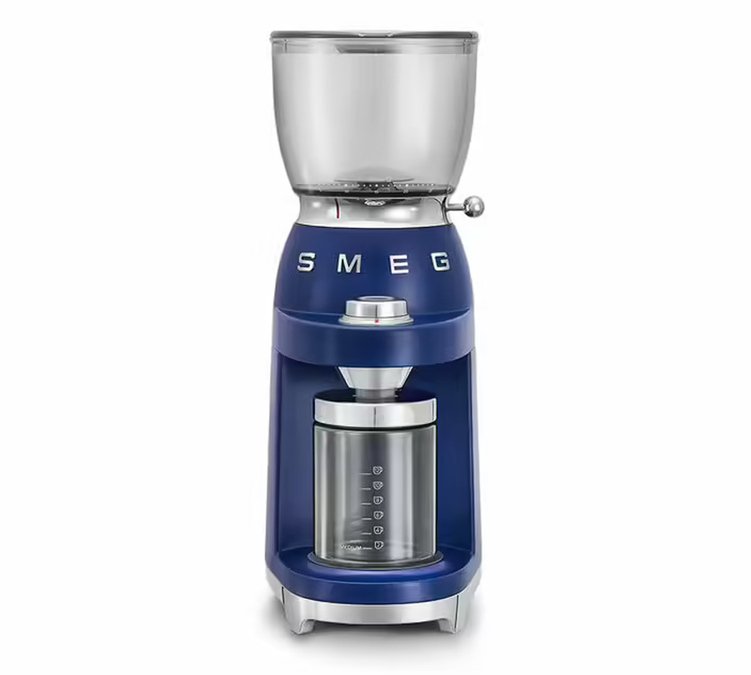 Smeg Siebträgermaschine Blau + Smeg -Kaffeemühle von 1895 Lavazza